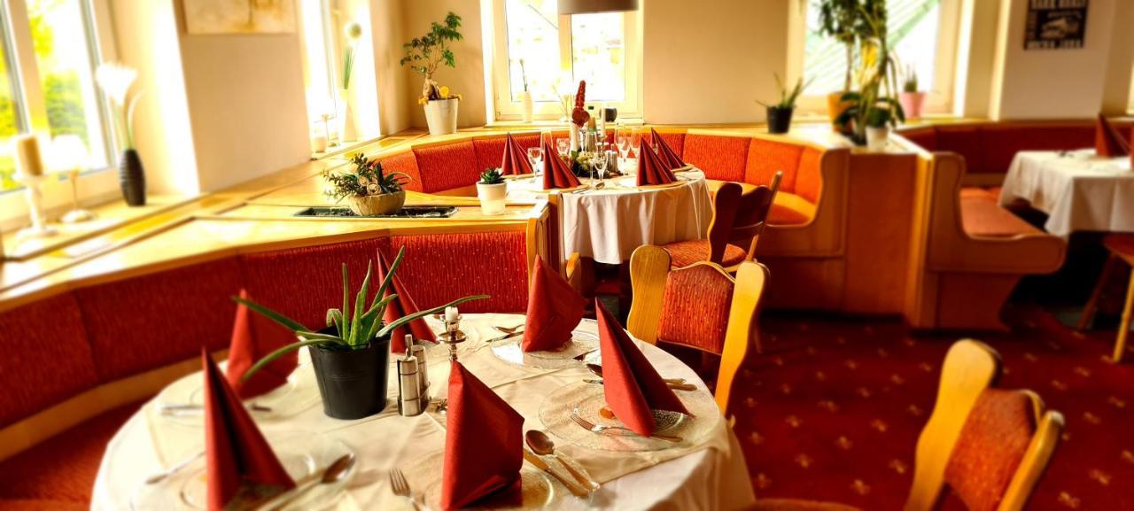 Landhotel Weisses Roess'L Adorf Exterior foto