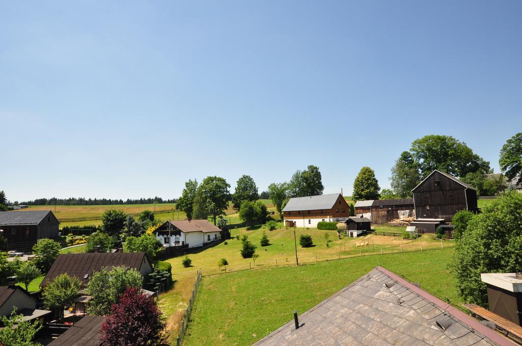 Landhotel Weisses Roess'L Adorf Exterior foto